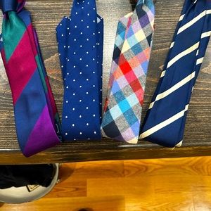 A set of 4 Charles Tyrwhitt  ties from England for sale .